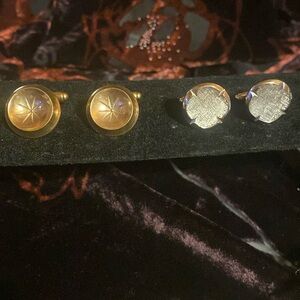 Set of 2 vintage cuff links.  Gold tone/ silver tone. Silver pair are Anson